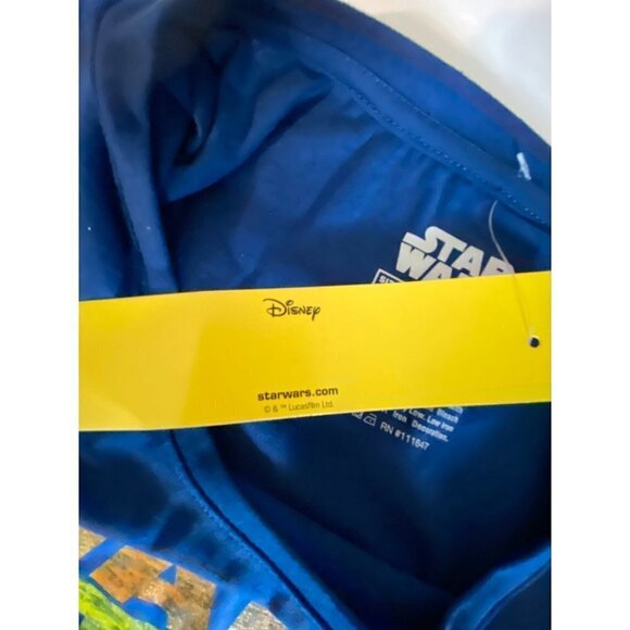 Disney’s Star Wars Rainbow Graphic Tee Women Size Large - Picture 6 of 9